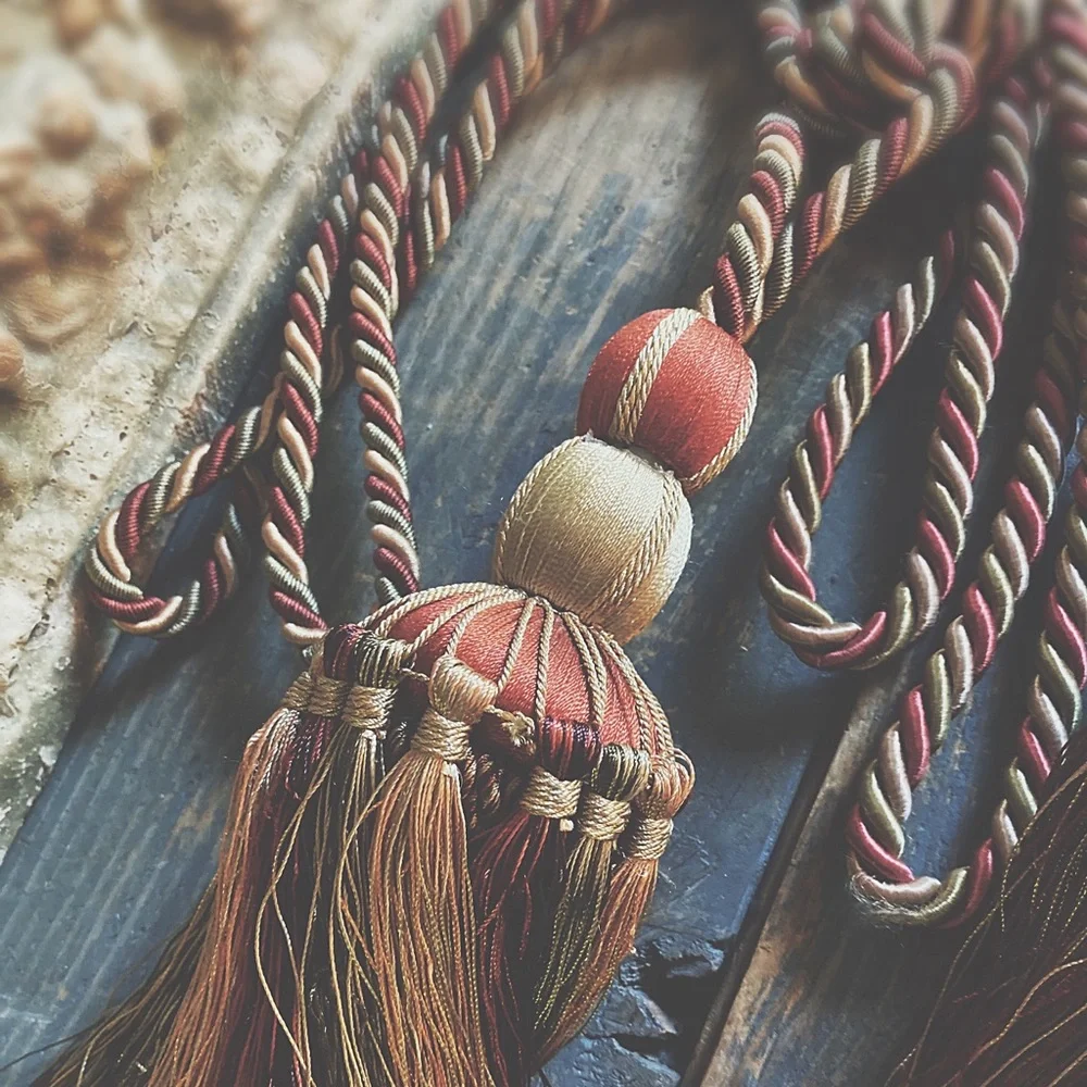 Set of 2 Ornate Chunky Decorative Tassels Furniture Ornaments Rustic Home Decor